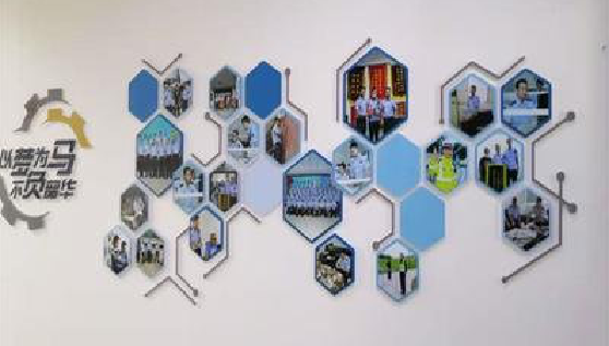 那坡文化墙最常见的做法。