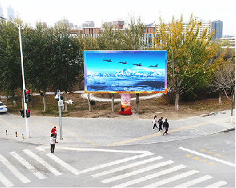 那坡户外大屏广告投放要点。